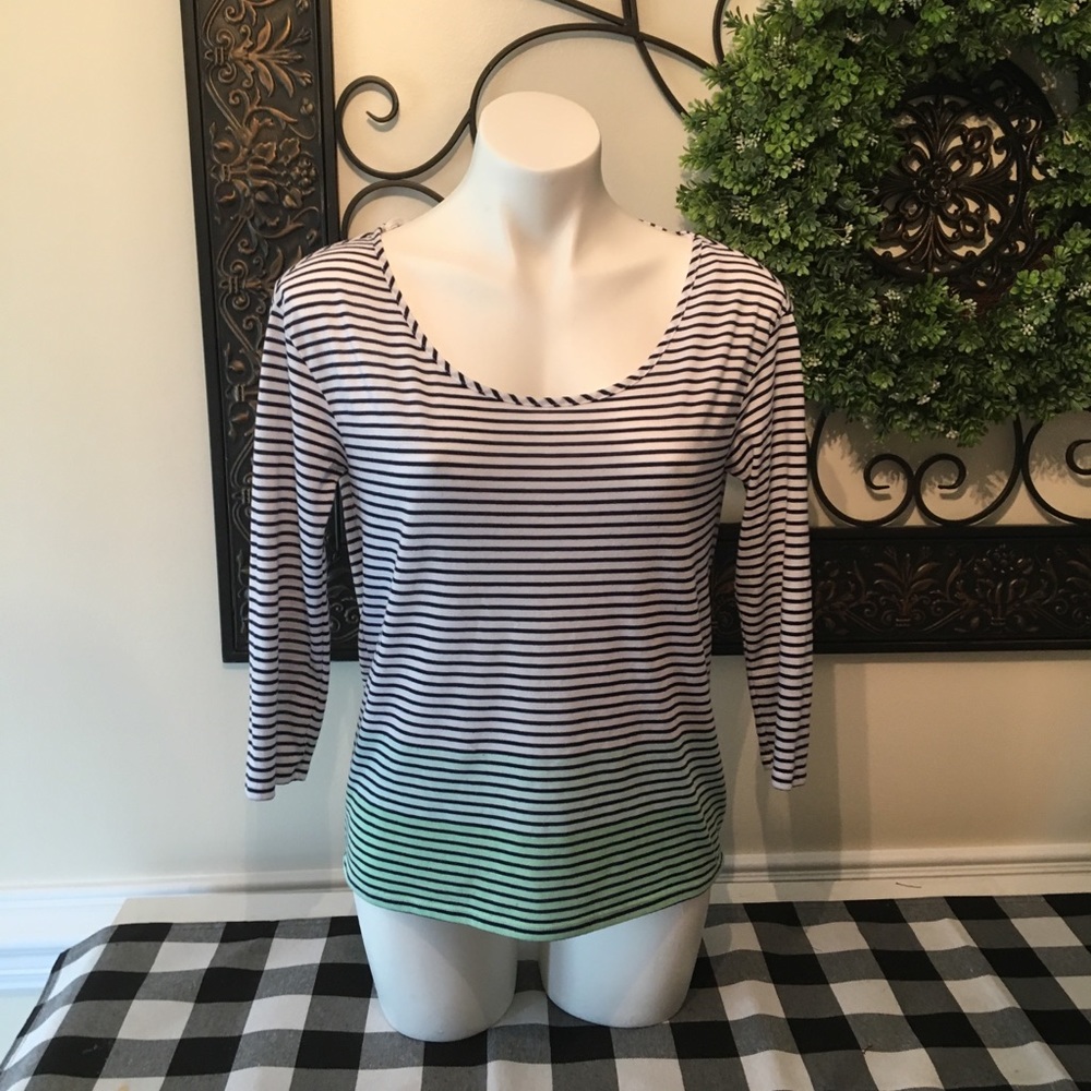 Ladies American Eagle top size small striped navy